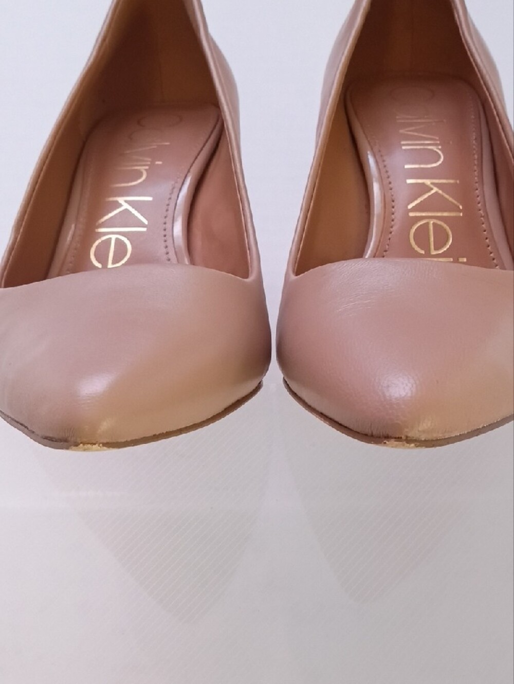 Calvin Klein Kirstin Blush Pointed-Toe Leather Pumps - Picture 6 of 10